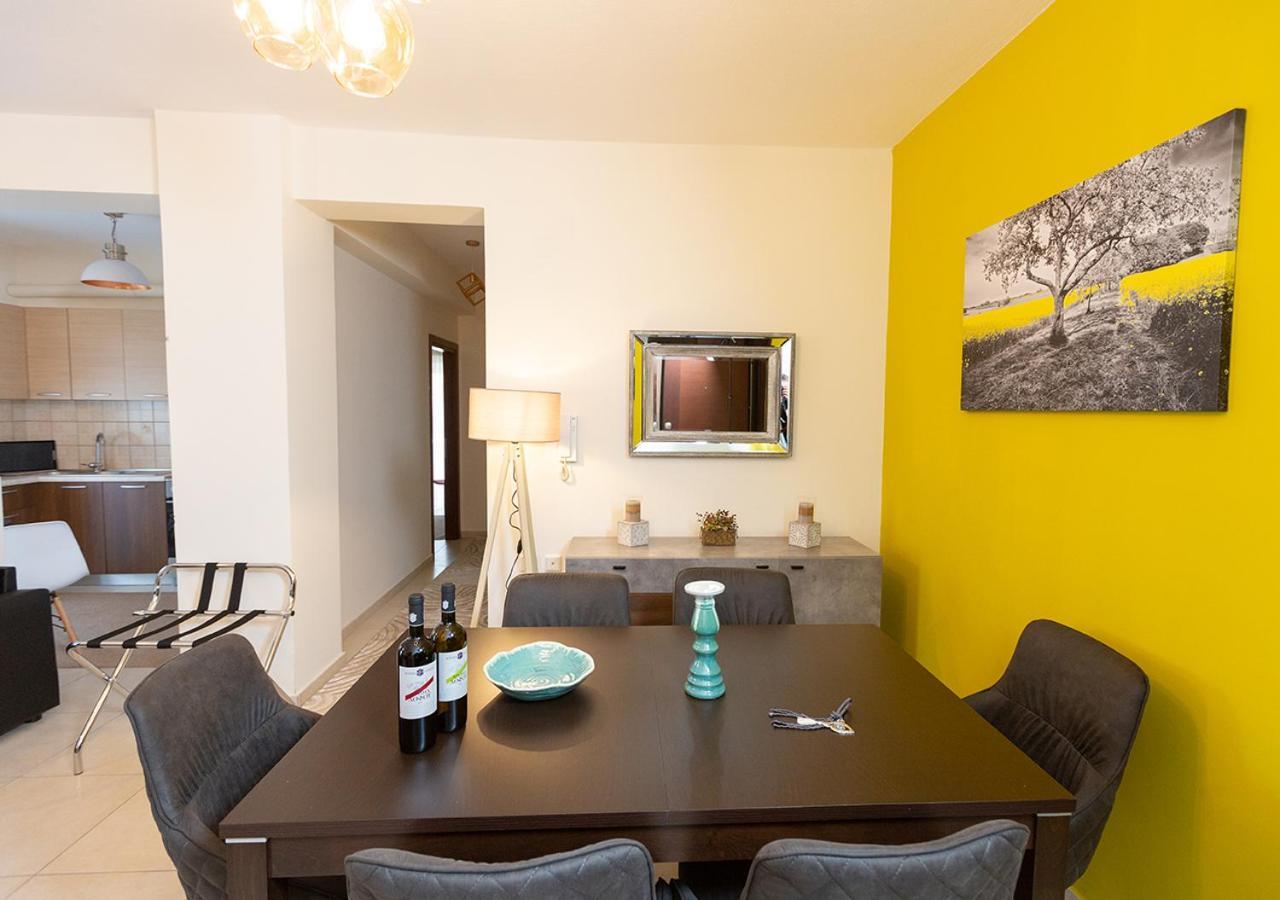 יואנינה V Luxury Apartment 1 מראה חיצוני תמונה